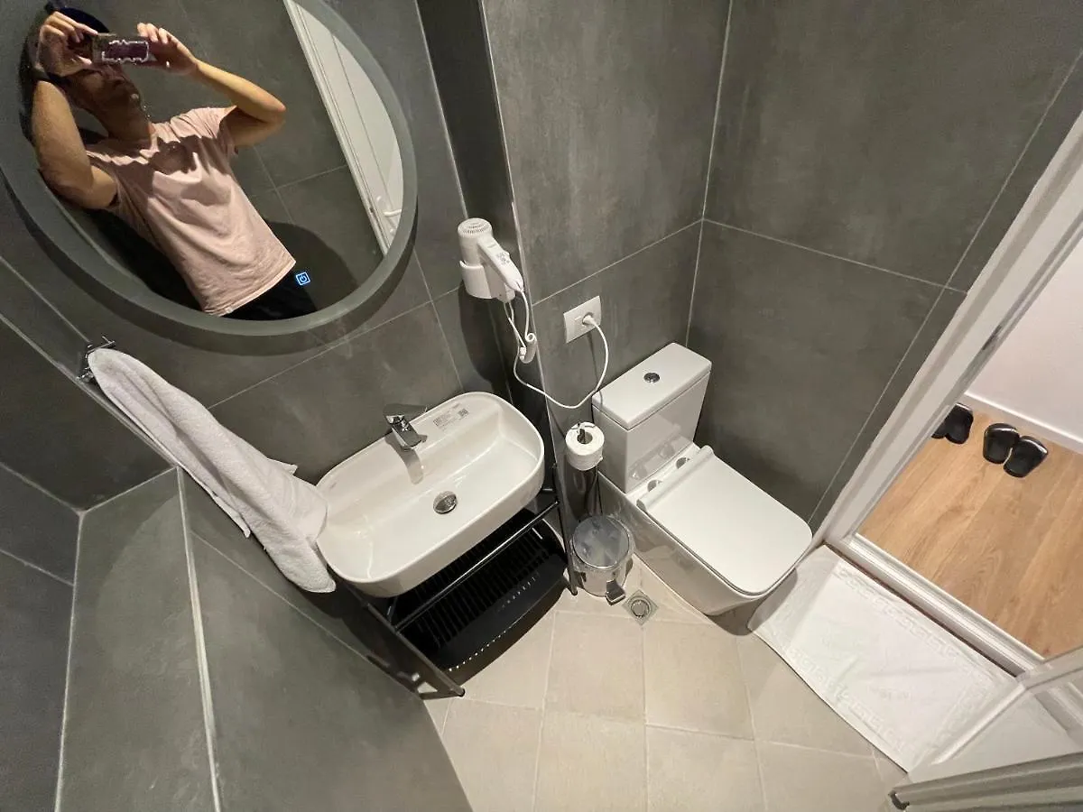 Ladi Rooms Tirana 4*,  Albanien