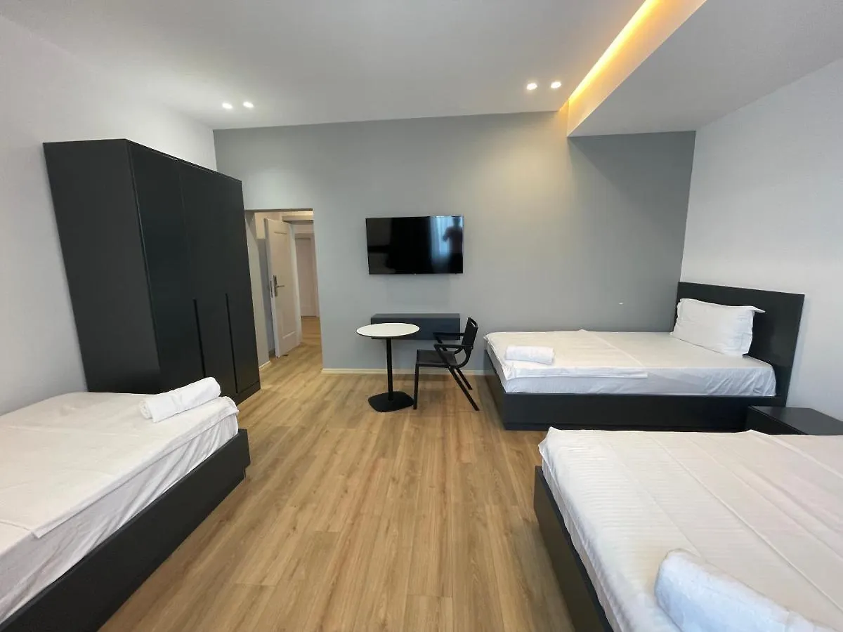 Ladi Rooms Tirana 4*,  Albânia