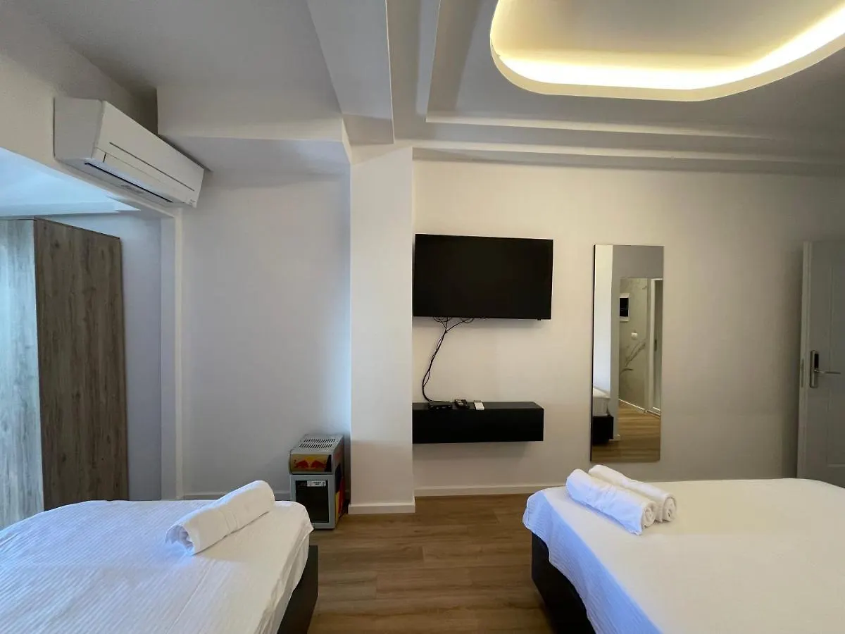**** Hotel Ladi Rooms Tirana Albanien