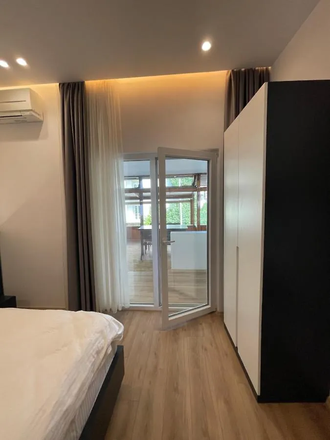 Ladi Rooms Tirana Hotel
