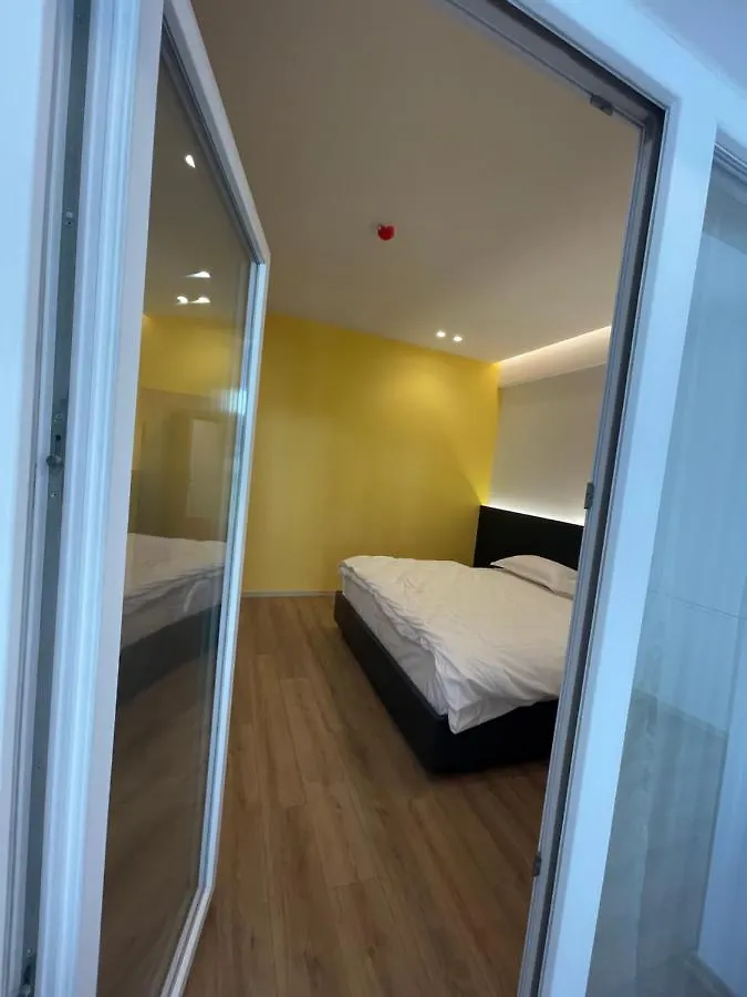 Hotel Ladi Rooms Tirana