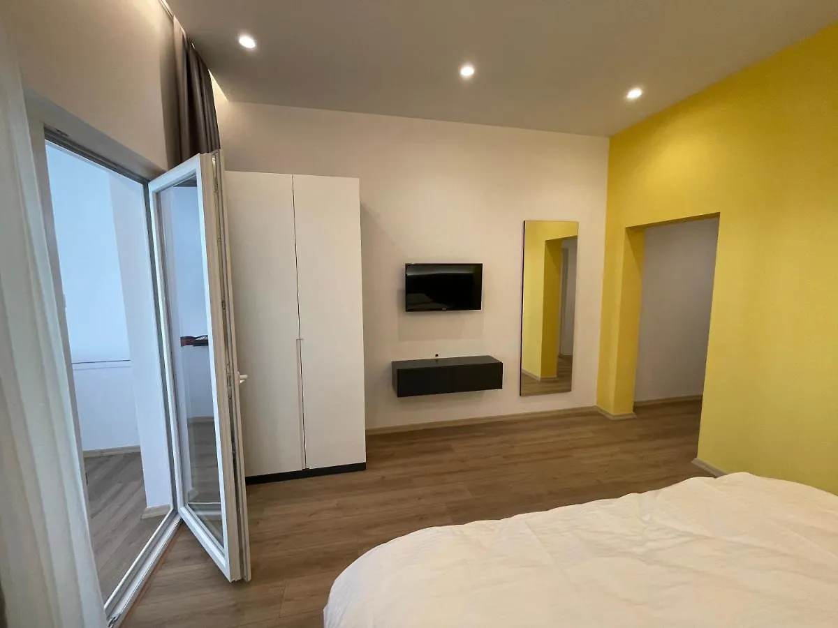 Ladi Rooms Tirana Albânia