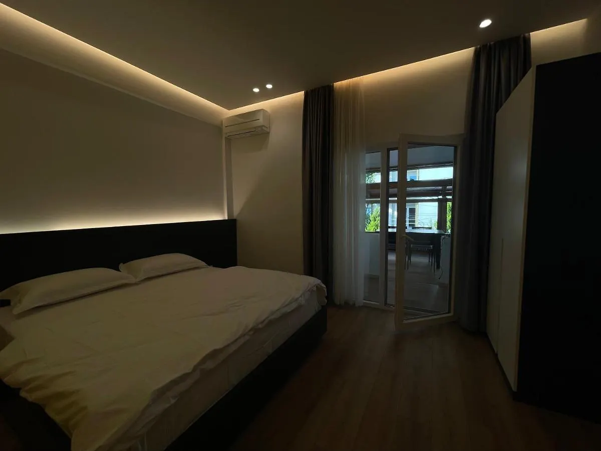 Hotel Ladi Rooms Tirana