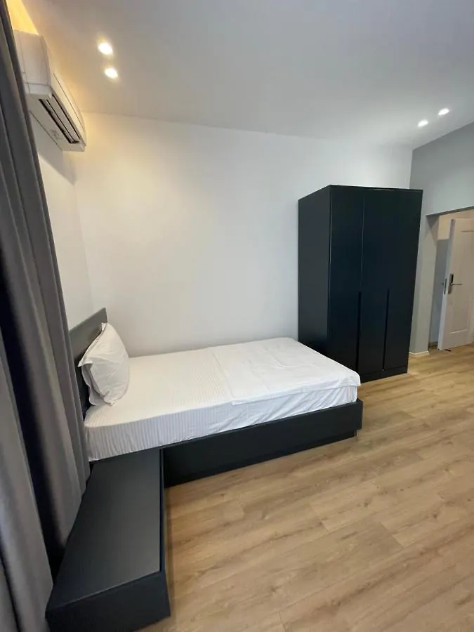 Ladi Rooms Tirana Hotel