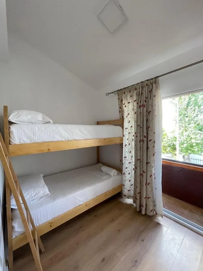 Ladi Rooms Tirana Hotel
